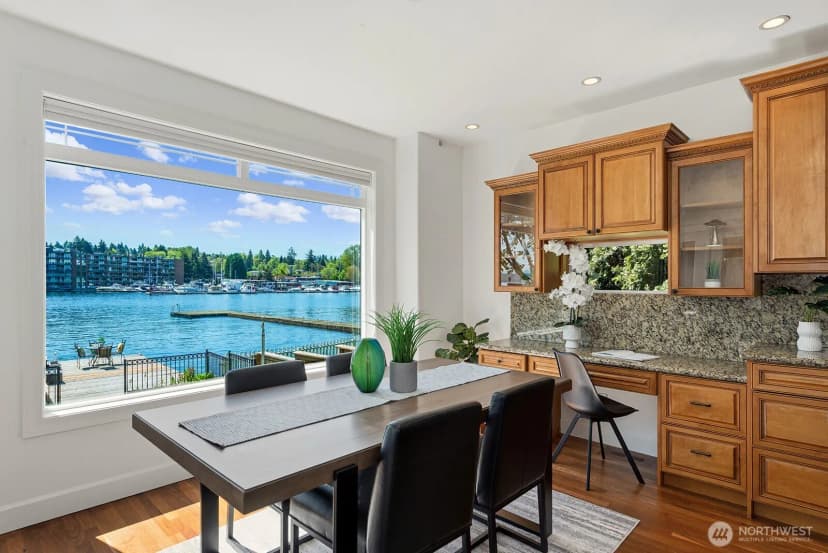 Property photo for 8696 Island Drive S, Seattle photo 13