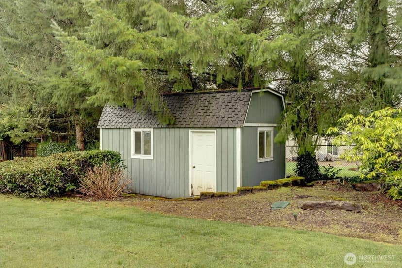 Property photo for 13205 218th Avenue Ne, Woodinville photo 36