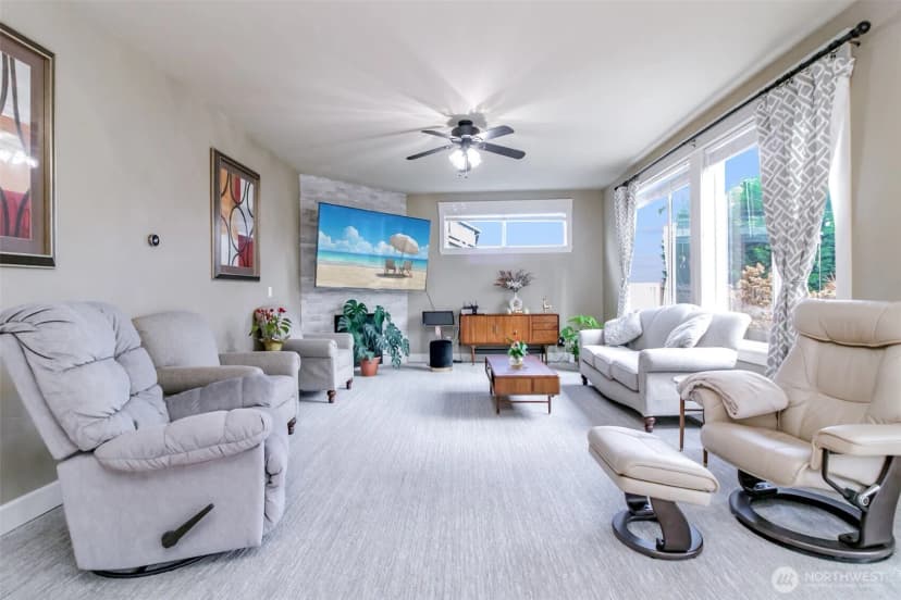 Property photo for 15120 Daffodil Street Ct E, Sumner photo 7