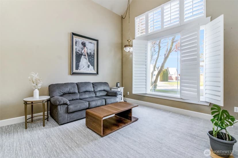 Property photo for 15120 Daffodil Street Ct E, Sumner photo 4