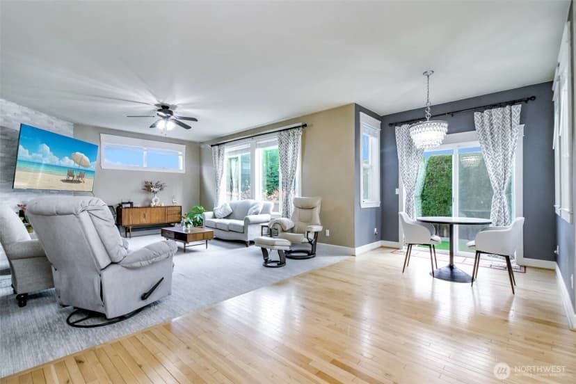 Property photo for 15120 Daffodil Street Ct E, Sumner photo 8