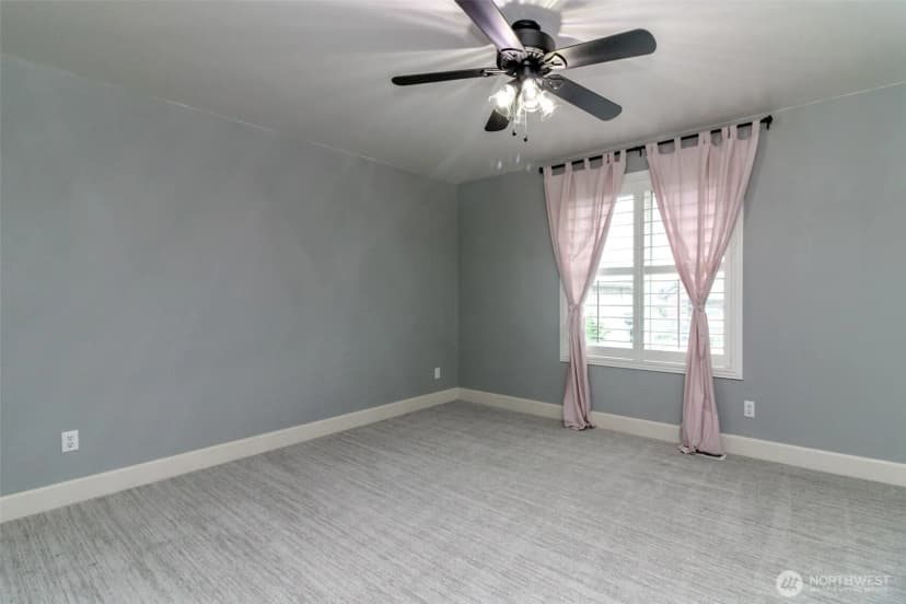 Property photo for 15120 Daffodil Street Ct E, Sumner photo 28