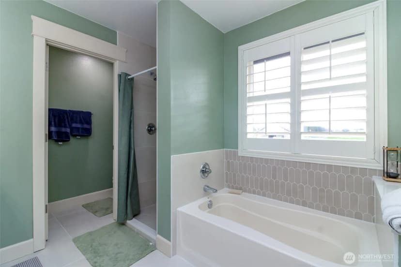 Property photo for 15120 Daffodil Street Ct E, Sumner photo 24