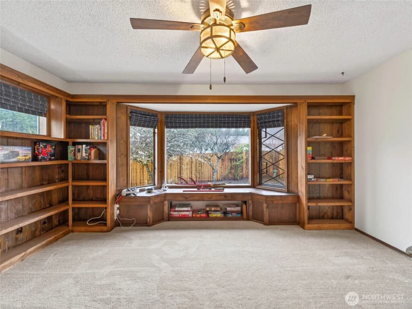 Property photo for 1507 Ocean Beach Boulevard S, Long Beach photo 7