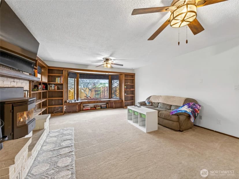 Property photo for 1507 Ocean Beach Boulevard S, Long Beach photo 6