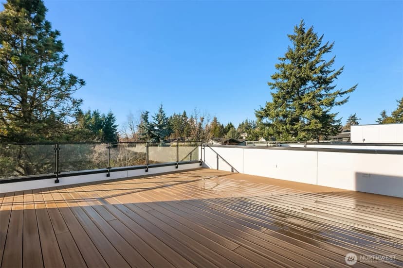 Property photo for 411 99th Avenue Ne, Bellevue photo 30