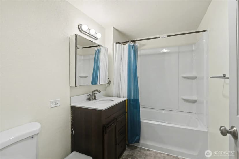Property photo for 3028 Western Avenue #214, Seattle photo 15