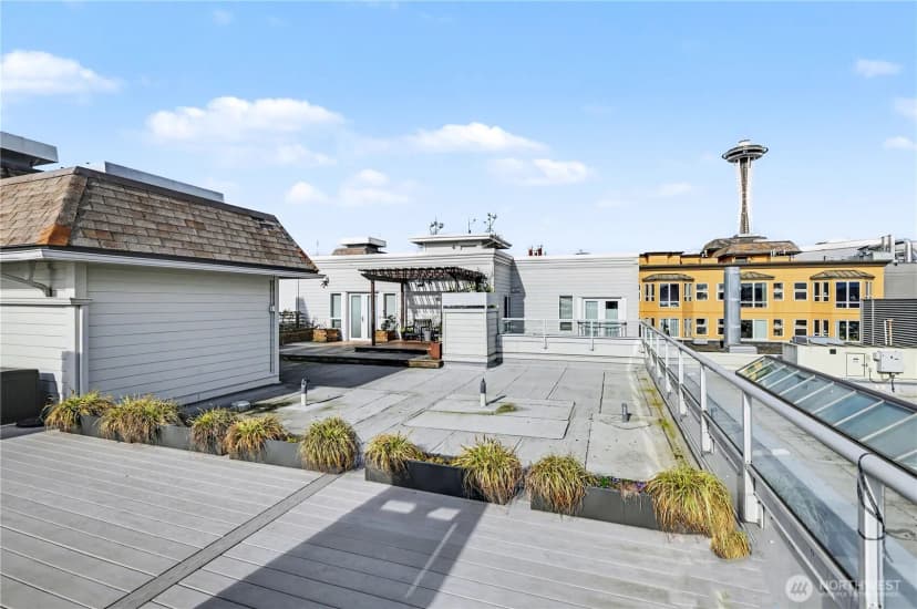 Property photo for 3028 Western Avenue #214, Seattle photo 21