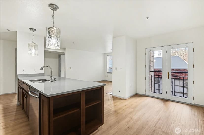Property photo for 3028 Western Avenue #214, Seattle photo 11