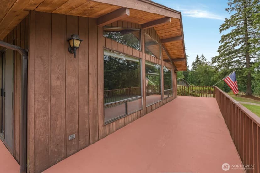 Property photo for 8388 N Pass Road, Sumas photo 37