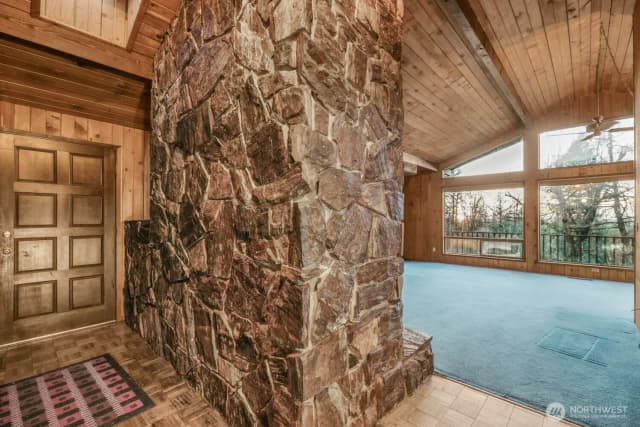 Property photo for 8388 N Pass Road, Sumas photo 3