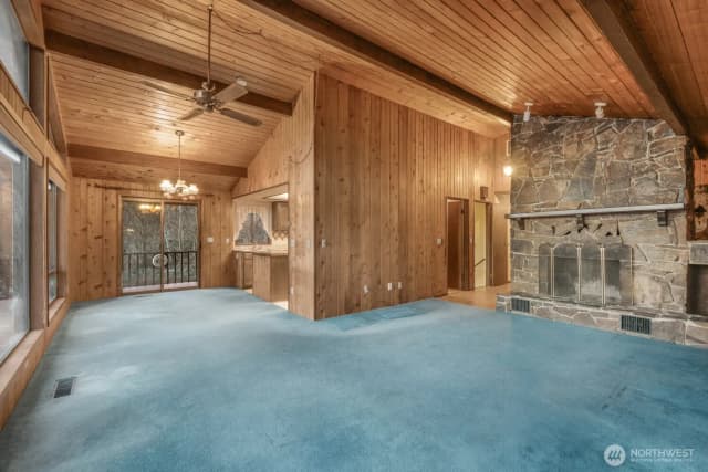 Property photo for 8388 N Pass Road, Sumas photo 4