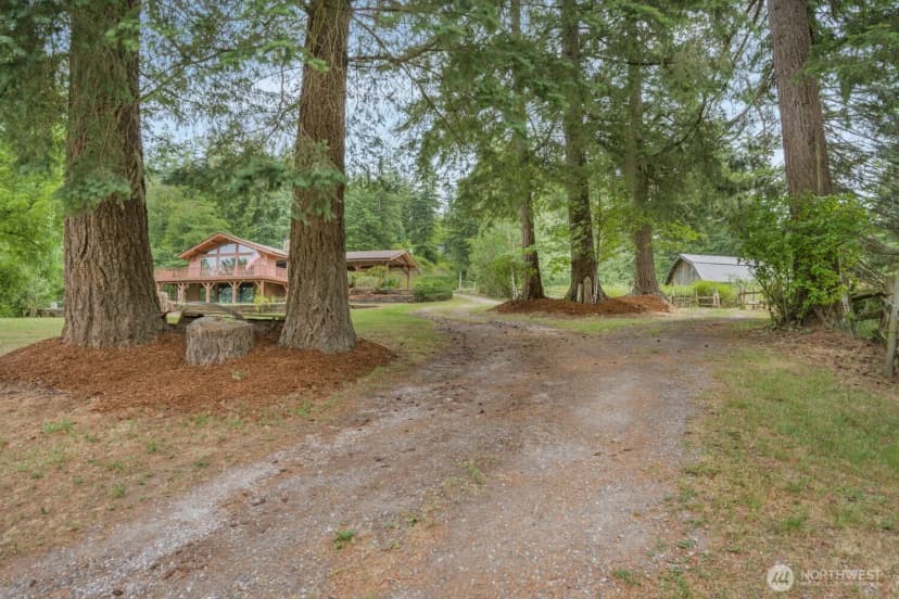 Property photo for 8388 N Pass Road, Sumas photo 35