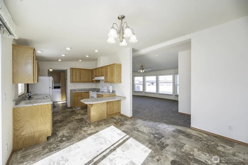Property photo for 7160 Se Bayview Avenue, Othello photo 14