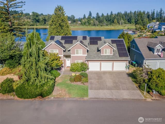 Property photo for 1722 Timberlake Court Se, Lacey photo 2