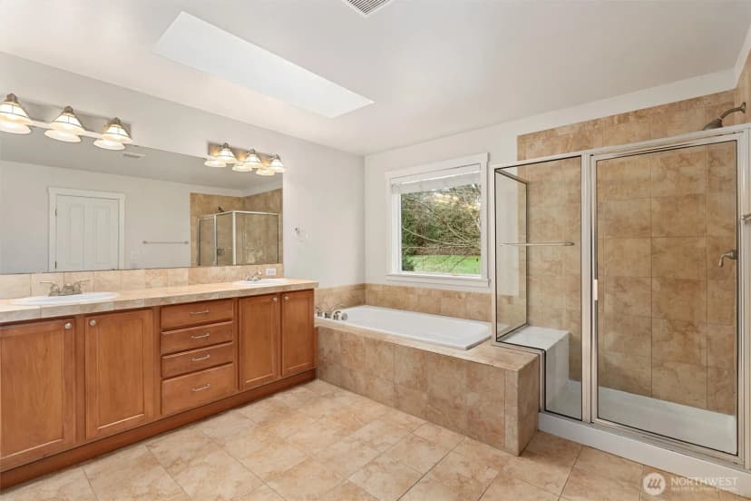 Property photo for 21927 44th Drive Se, Bothell photo 24
