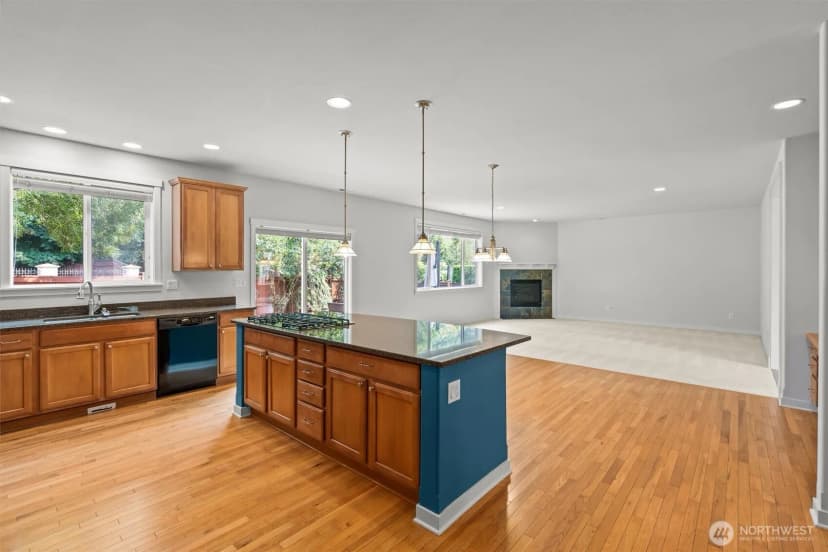 Property photo for 21927 44th Drive Se, Bothell photo 13