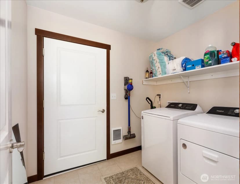 Property photo for 1105 Halsey Drive, Coupeville photo 12