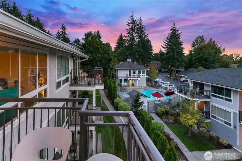 Property photo for 15214 Ne 8th Street #g18, Bellevue photo 27
