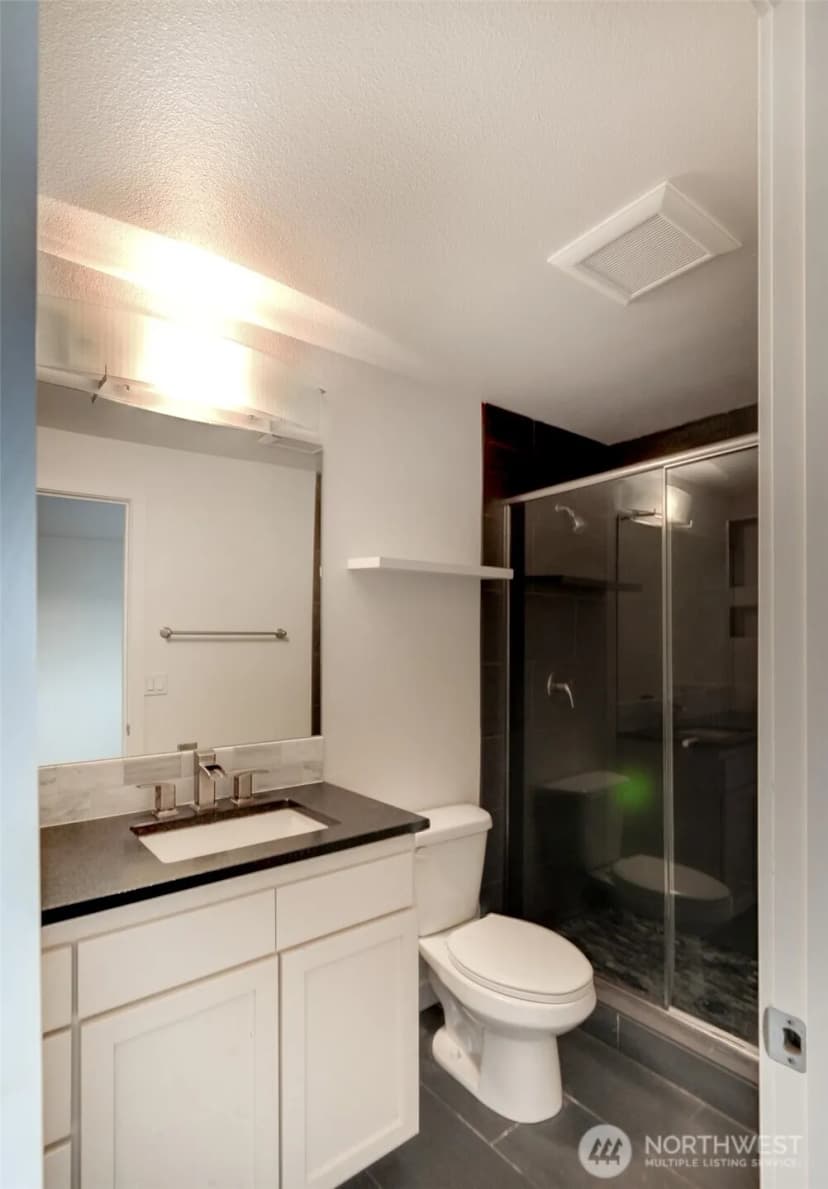 Property photo for 15214 Ne 8th Street #g18, Bellevue photo 13