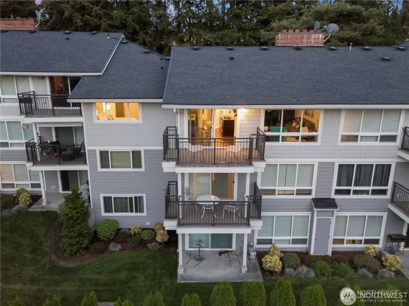 Property photo for 15214 Ne 8th Street #g18, Bellevue photo 29