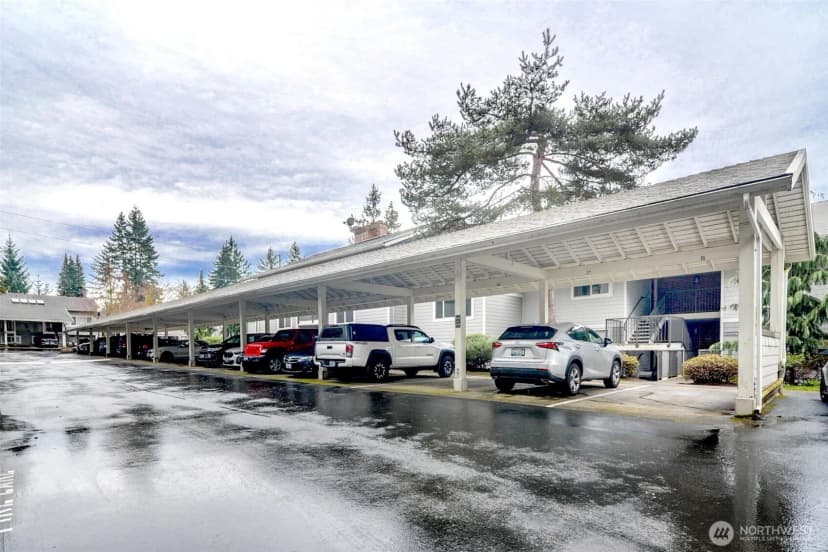 Property photo for 15214 Ne 8th Street #g18, Bellevue photo 21