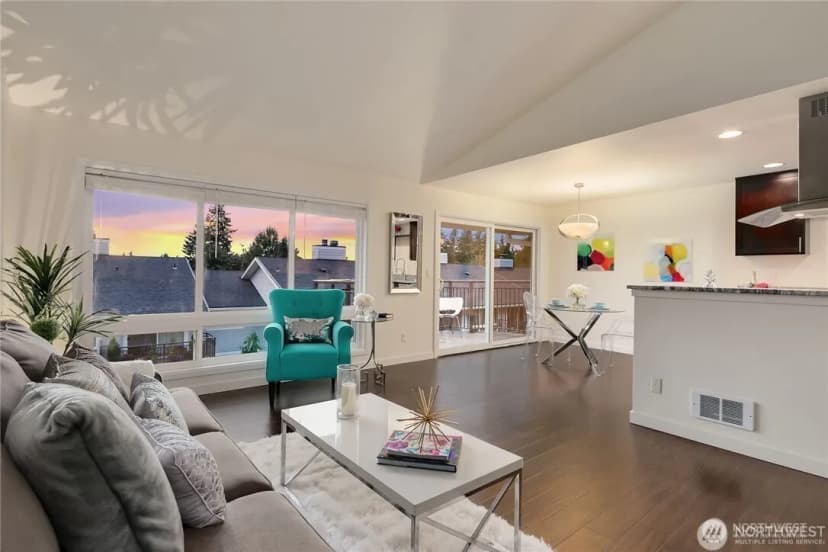 Property photo for 15214 Ne 8th Street #g18, Bellevue photo 5