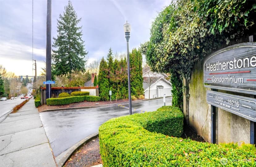 Property photo for 15214 Ne 8th Street #g18, Bellevue photo 26