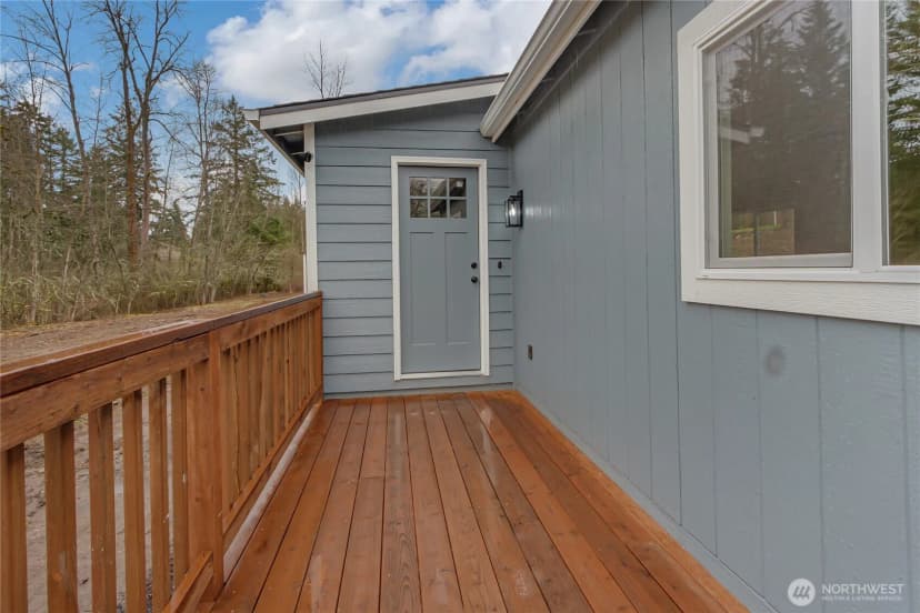 Property photo for 21215 Orting Kapowsin Hwy E, Graham photo 7