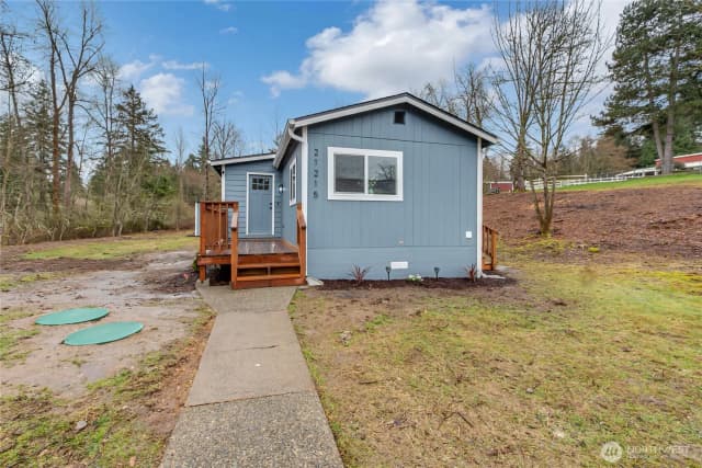 Property photo for 21215 Orting Kapowsin Hwy E, Graham photo 4