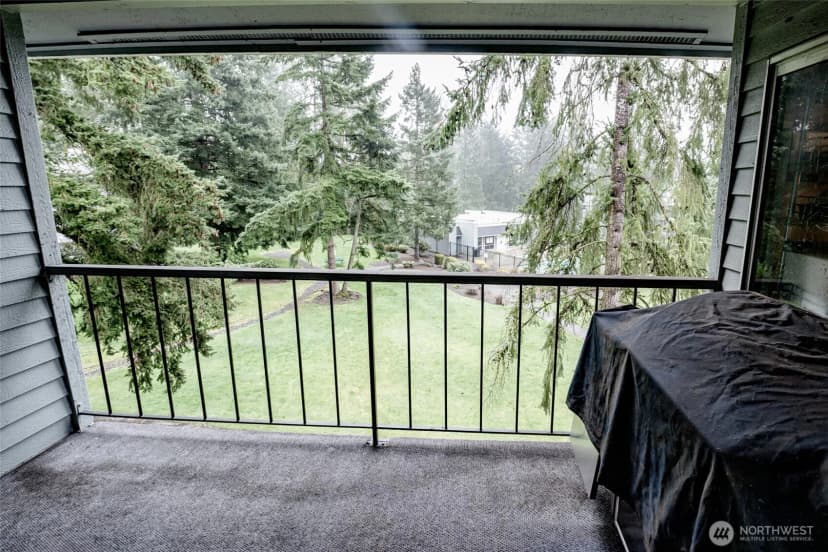 Property photo for 4635 W Lake Sammamish Parkway Se #g305, Issaquah photo 20
