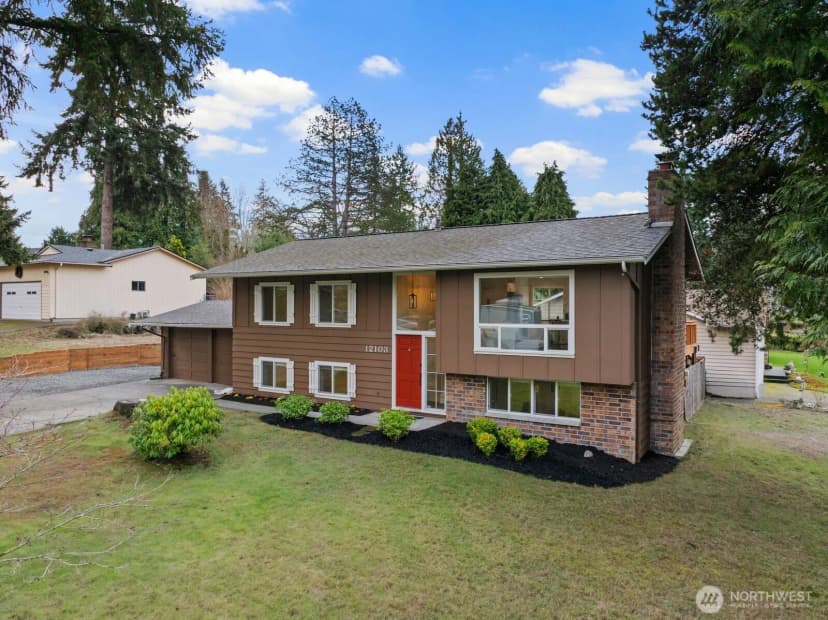 Property photo for 12103 Se 70th Street, Newcastle