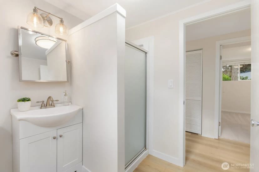 Property photo for 12103 Se 70th Street, Newcastle photo 28