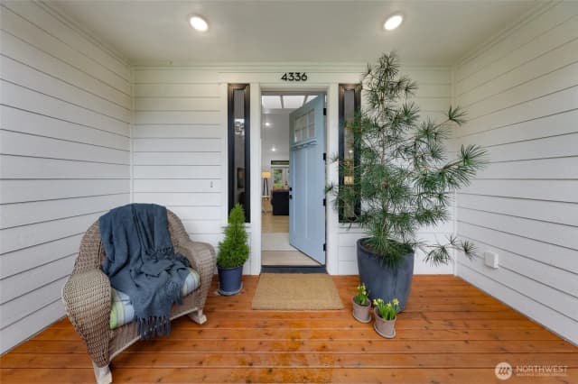 Property photo for 4336 Meander Lane, Langley photo 3