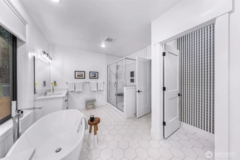 Property photo for 4336 Meander Lane, Langley photo 18