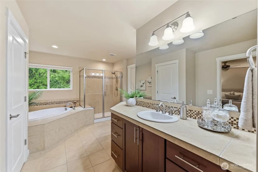 Property photo for 10191 238th Place Ne, Redmond photo 19