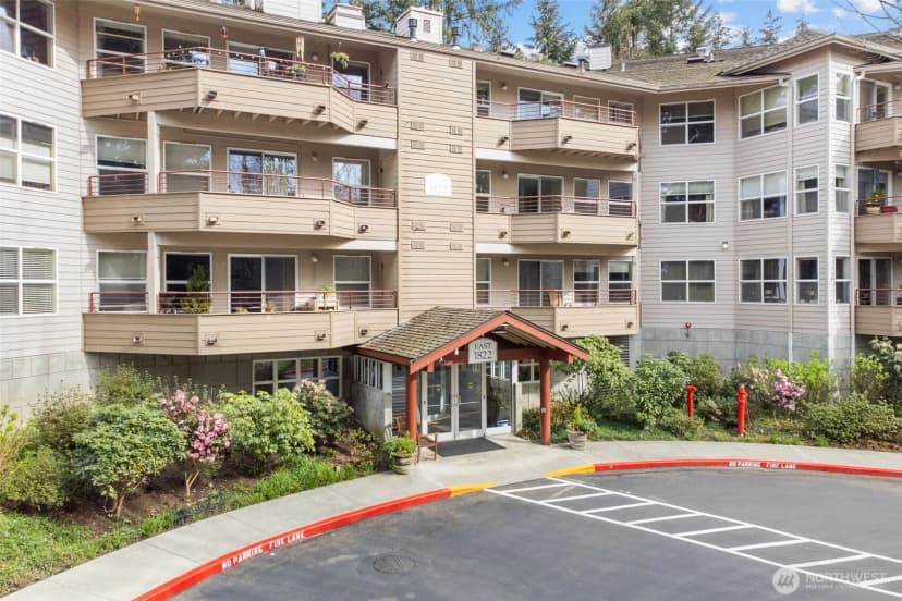 Property photo for 1822 152nd Avenue Ne #e-308, Bellevue