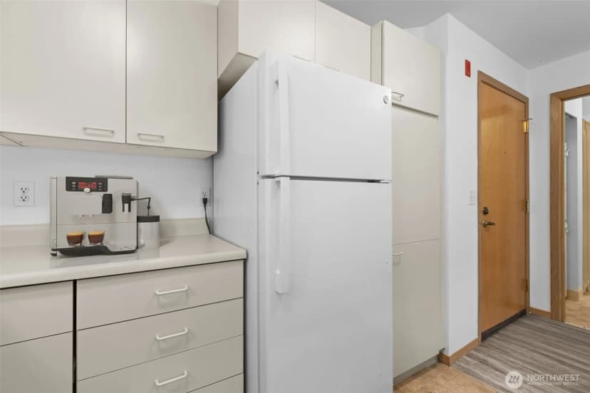 Property photo for 1822 152nd Avenue Ne #e-308, Bellevue photo 12