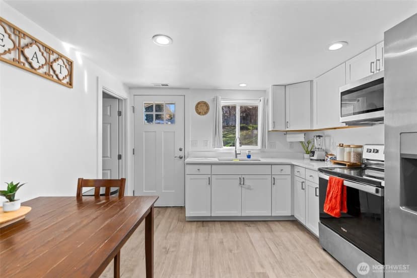Property photo for 325 Eastmont Ave, East Wenatchee photo 10