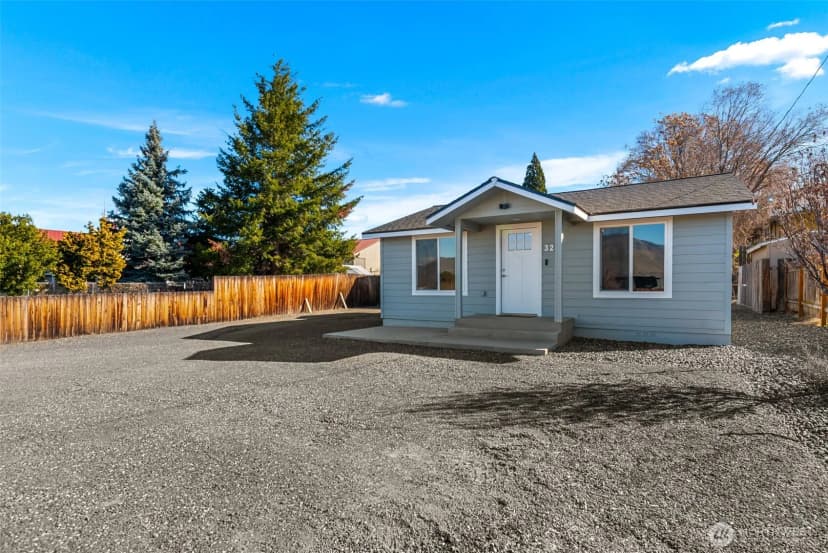Property photo for 325 Eastmont Ave, East Wenatchee photo 28
