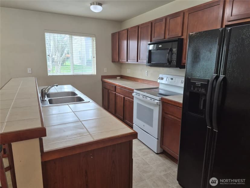 Property photo for 1725 E 41st, Tacoma photo 3