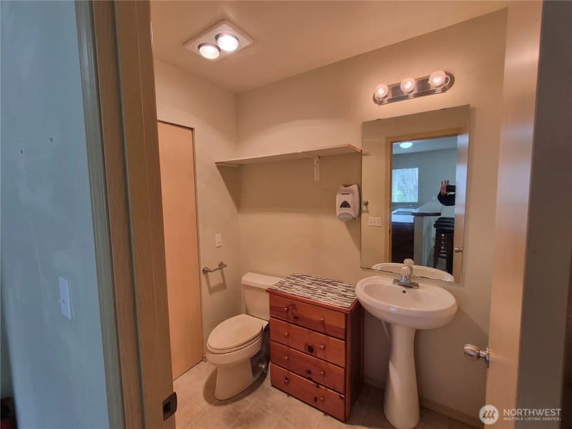 Property photo for 1725 E 41st, Tacoma photo 9