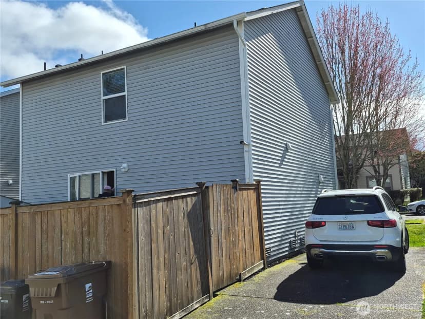 Property photo for 1725 E 41st, Tacoma photo 21