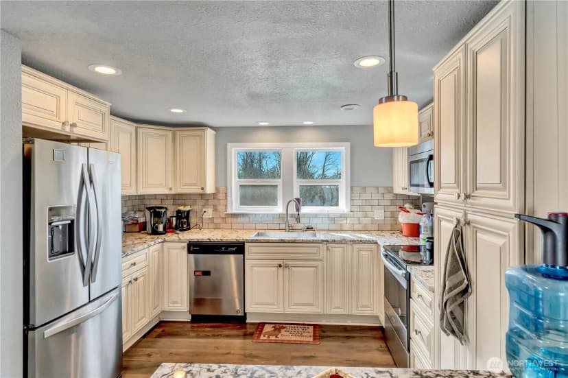 Property photo for 2907 Columbia Heights Road, Longview photo 9