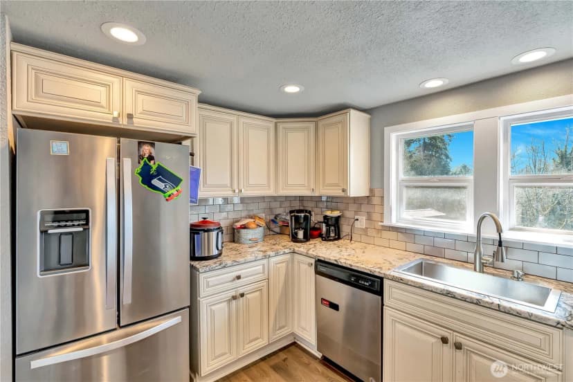 Property photo for 2907 Columbia Heights Road, Longview photo 11