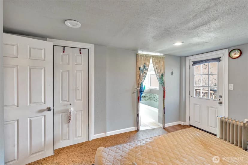 Property photo for 2907 Columbia Heights Road, Longview photo 32