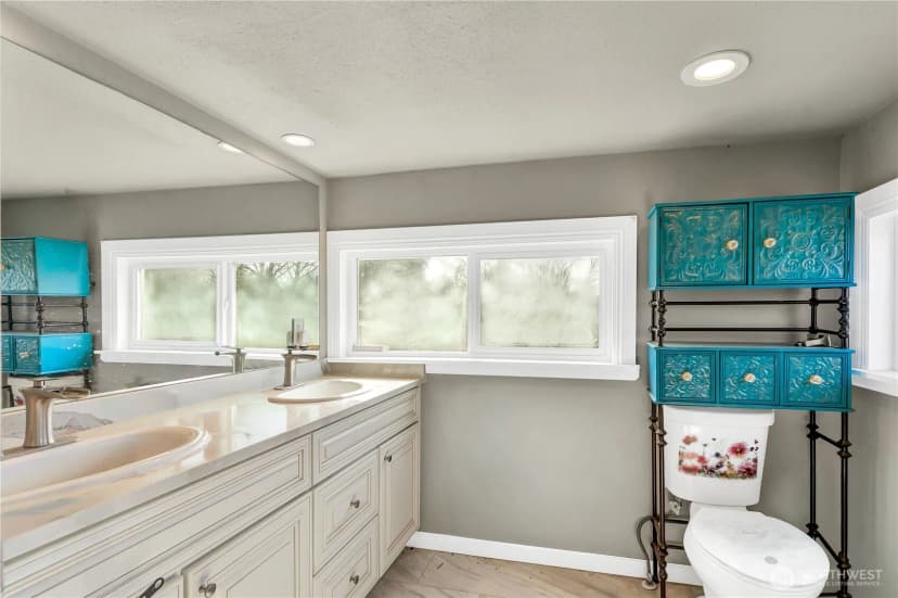 Property photo for 2907 Columbia Heights Road, Longview photo 35