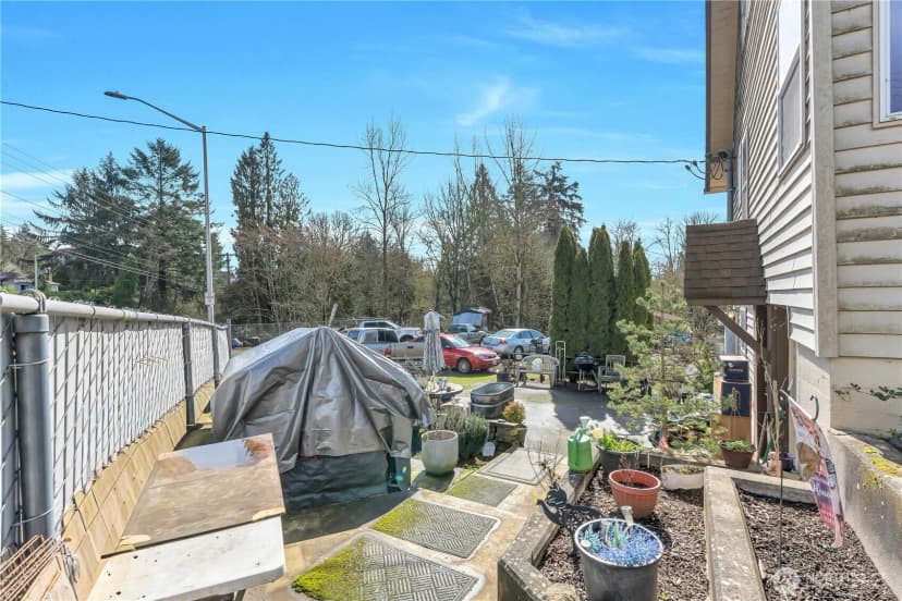 Property photo for 2907 Columbia Heights Road, Longview photo 22