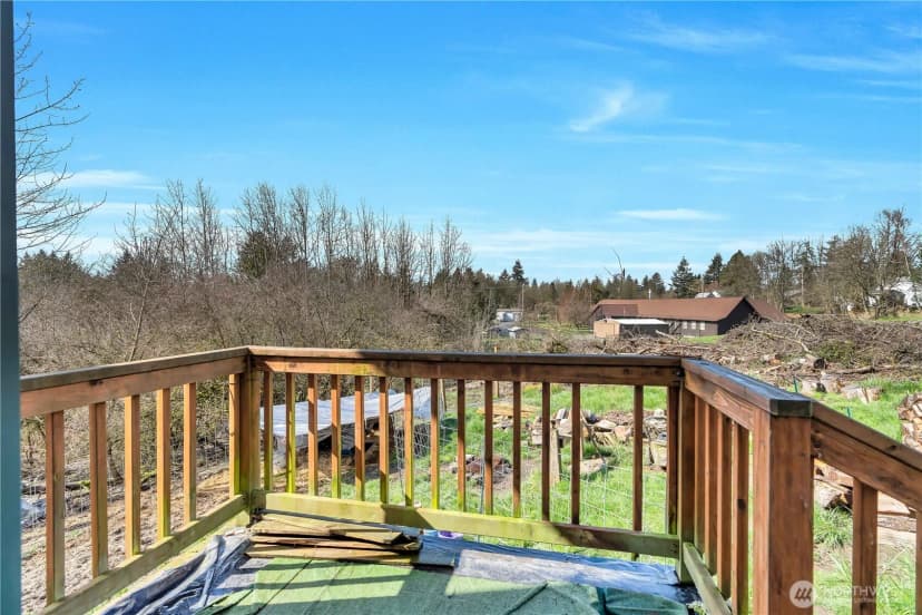 Property photo for 2907 Columbia Heights Road, Longview photo 36