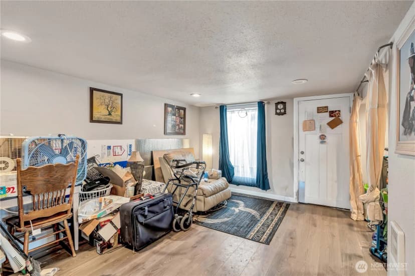 Property photo for 2907 Columbia Heights Road, Longview photo 24